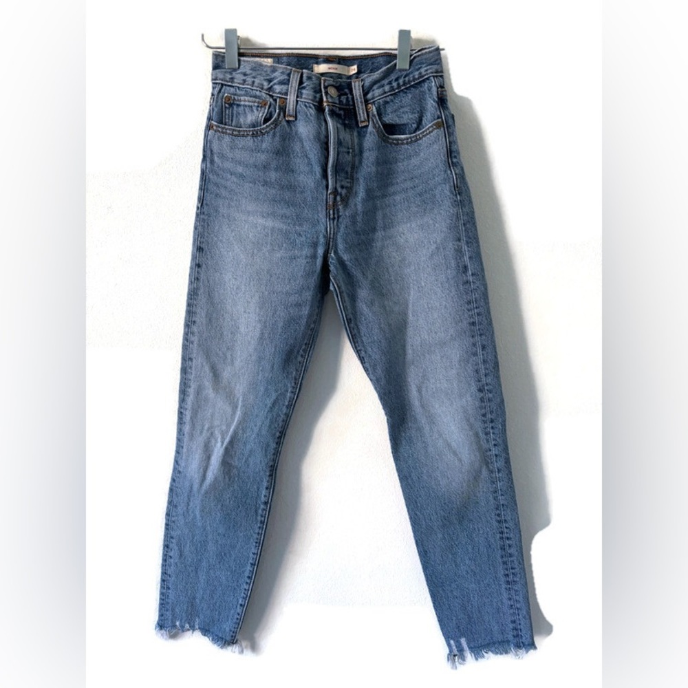 Levi’s Wedgie Jeans Size 24
